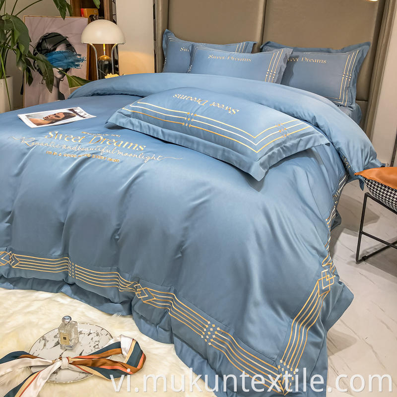 Cotton embroidery bedding set 